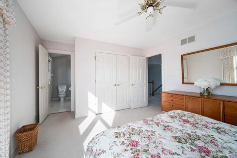 930 Burnham Ct, Aurora, IL 60502 photo 17