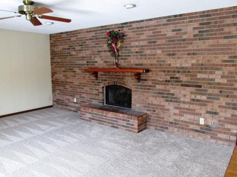 405 Devonshire St, Dixon, IL 61021 photo 7