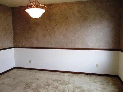 405 Devonshire St, Dixon, IL 61021 photo 5