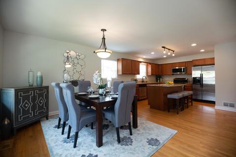 529 Radcliffe Ave, Des Plaines, IL 60016 photo 6