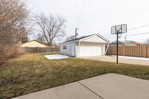 529 Radcliffe Ave, Des Plaines, IL 60016 photo 19