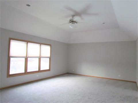1612 Far Hills Dr, Bartlett, IL 60103 photo 27