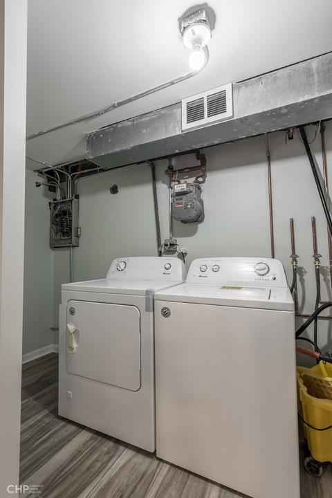 57 E 102nd Pl, Chicago, IL 60628 photo 15