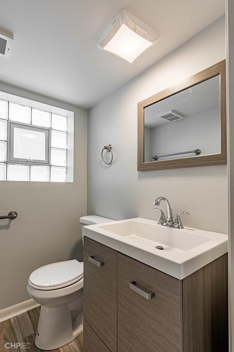 57 E 102nd Pl, Chicago, IL 60628 photo 14