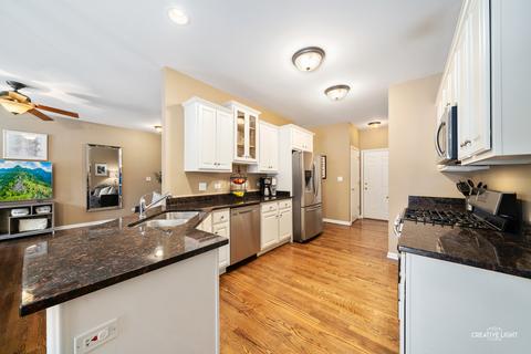 304 Cimarron Rd E, Lombard, IL 60148 photo 8