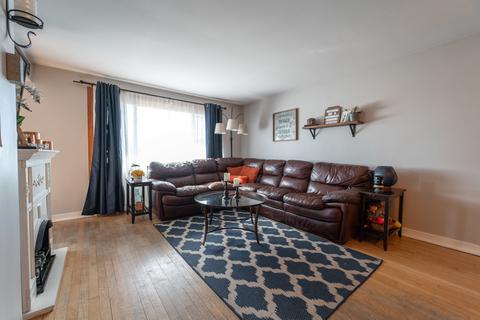 4016 E 112th St, Chicago, IL 60617 photo 3