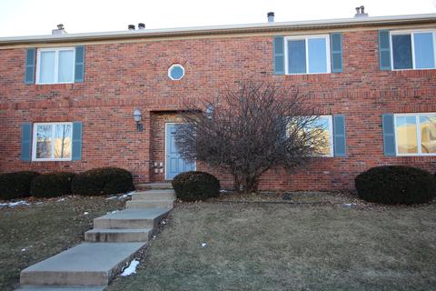 301 S Towanda Ave #A, Normal, IL 61761 photo 2