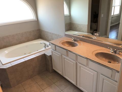 2036 Gardner Cir E, Aurora, IL 60503 photo 9