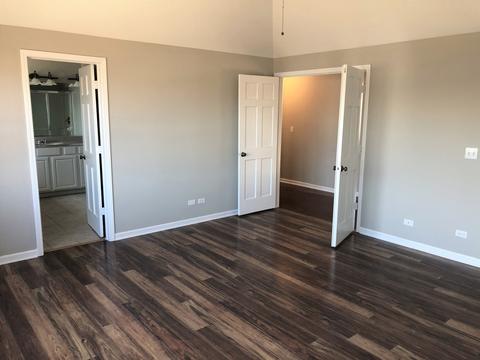 2036 Gardner Cir E, Aurora, IL 60503 photo 8