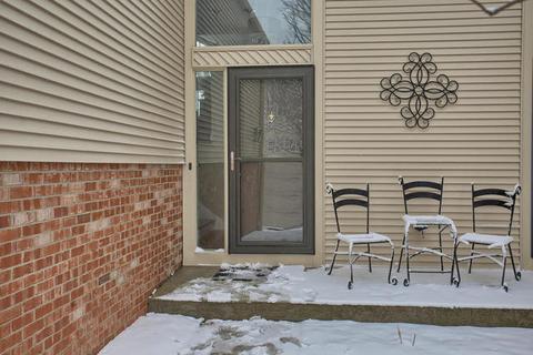 15 Fields E, Champaign, IL 61822 photo 5