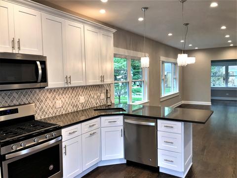 200 E Burlington St, Riverside, IL 60546 photo 8