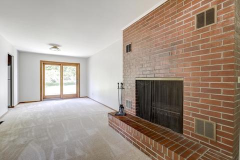 209 Hillside Ln, Bloomington, IL 61701 photo 11