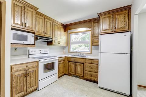 209 Hillside Ln, Bloomington, IL 61701 photo 13
