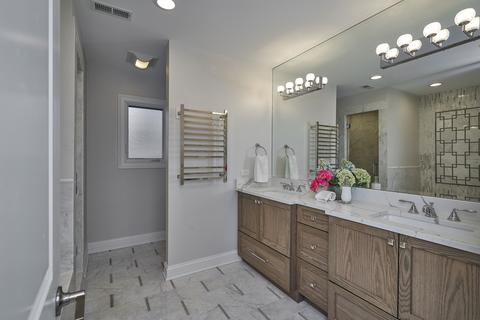1654 Silverpine Dr, Northbrook, IL 60062 photo 10