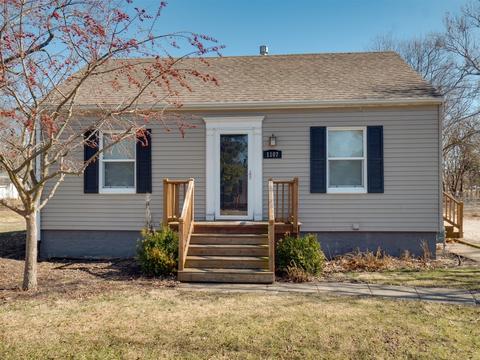 1107 Rosney Ave, Bloomington, IL 61701 photo 1