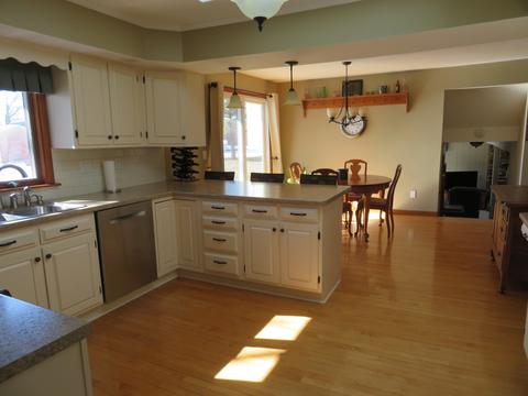 2005 E 38th St, Sterling, IL 61081 photo 8