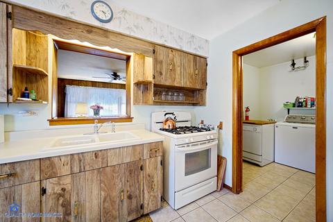 3115 Green St, Steger, IL 60475 photo 8