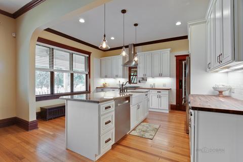 1812 N Riverside Dr, Mchenry, IL 60050 photo 8