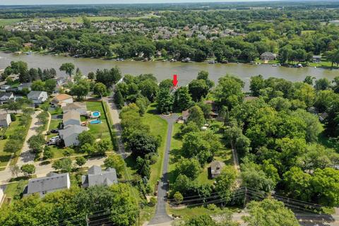 1812 N Riverside Dr, Mchenry, IL 60050 photo 4