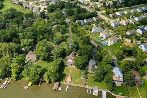 1812 N Riverside Dr, Mchenry, IL 60050 photo 43