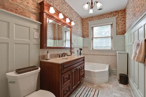 1812 N Riverside Dr, Mchenry, IL 60050 photo 30