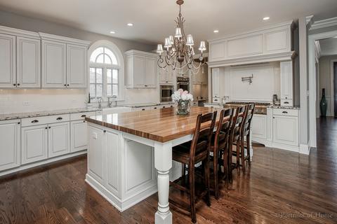 908 Countryside Dr, Wheaton, IL 60187 photo 3