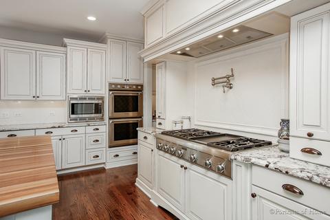 908 Countryside Dr, Wheaton, IL 60187 photo 6
