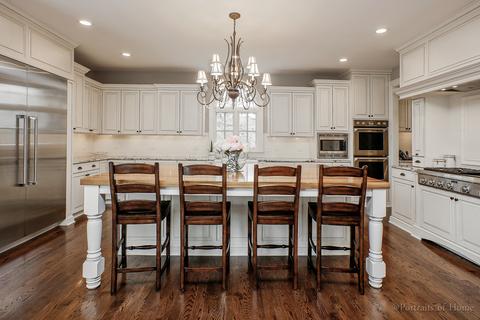 908 Countryside Dr, Wheaton, IL 60187 photo 4