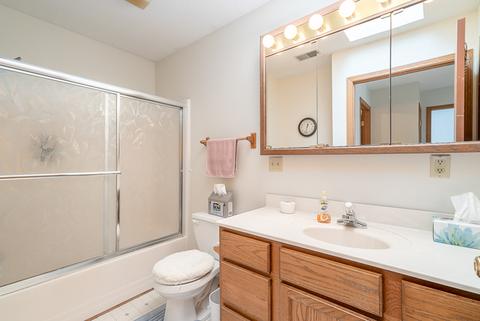 107 Bannon Dr, Dwight, IL 60420 photo 13