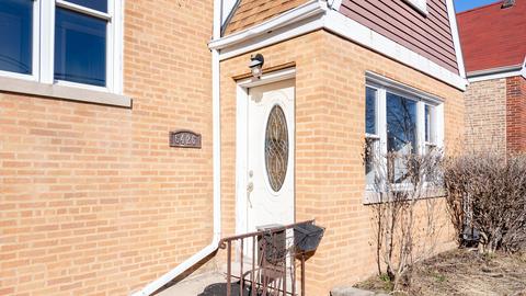 6426 Pershing Rd, Berwyn, IL 60402 photo 3