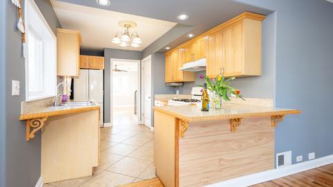 6426 Pershing Rd, Berwyn, IL 60402 photo 14