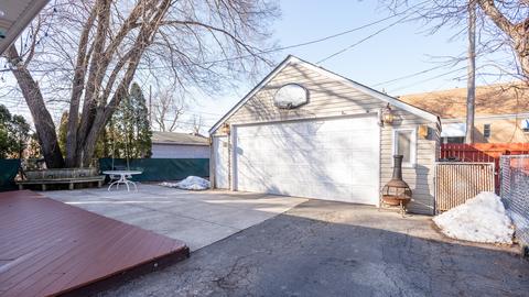 6426 Pershing Rd, Berwyn, IL 60402 photo 5