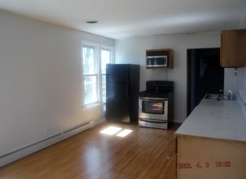 401 Oak St, Cedar Point, IL 61316 photo 3