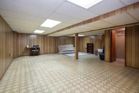 1975 Maple St, Des Plaines, IL 60018 photo 9