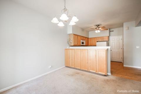119 Braxton Ln, Aurora, IL 60504 photo 2
