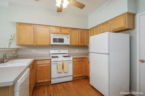 119 Braxton Ln, Aurora, IL 60504 photo 4
