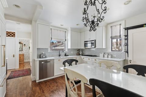 296 Forest St, Winnetka, IL 60093 photo 8