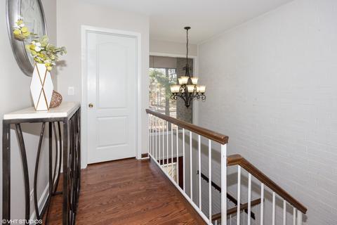 1035 E Benton Ave, Naperville, IL 60540 photo 14