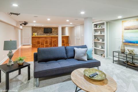 1035 E Benton Ave, Naperville, IL 60540 photo 16
