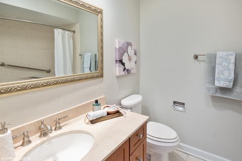1035 E Benton Ave, Naperville, IL 60540 photo 13