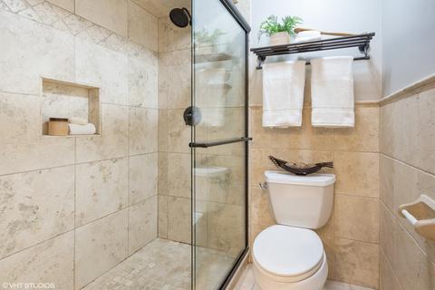 1035 E Benton Ave, Naperville, IL 60540 photo 10