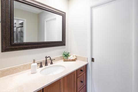 1035 E Benton Ave, Naperville, IL 60540 photo 9