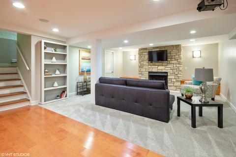 1035 E Benton Ave, Naperville, IL 60540 photo 15