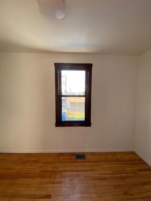 3003 W 40th Pl, Chicago, IL 60632 photo 7