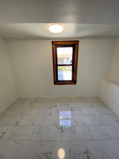 3003 W 40th Pl, Chicago, IL 60632 photo 12