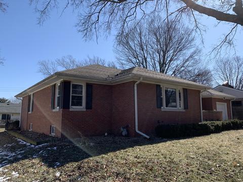 15 Walker Dr, Bloomington, IL 61701 photo 3