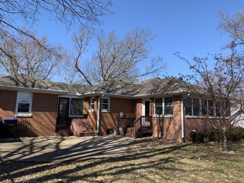 15 Walker Dr, Bloomington, IL 61701 photo 5