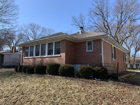15 Walker Dr, Bloomington, IL 61701 photo 4
