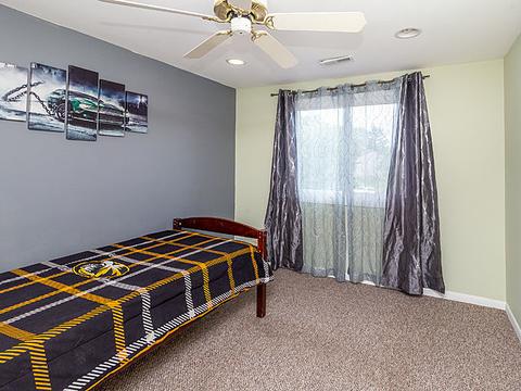 659 Lakeside Circle Dr, Wheeling, IL 60090 photo 8