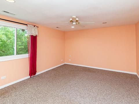 659 Lakeside Circle Dr, Wheeling, IL 60090 photo 6